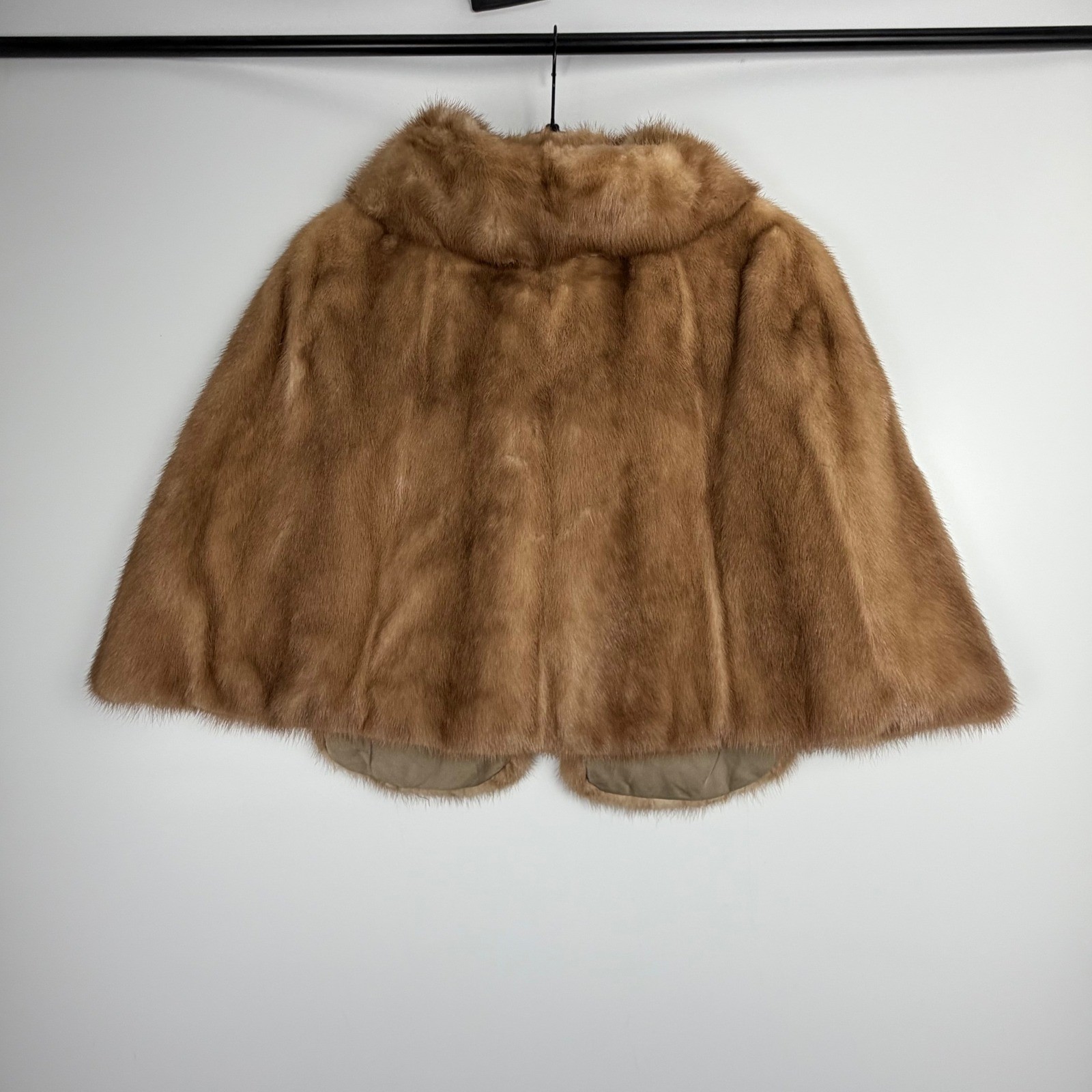 Vintage Cain Sloan Nashville Custom Mink Mobwife Old Hollywood Glamour Caplet