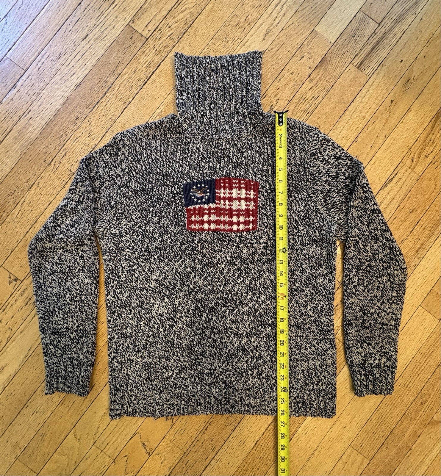 American Living Men’s Gray Solid Knit Turtleneck Pullover Sweater USA Flag Logo