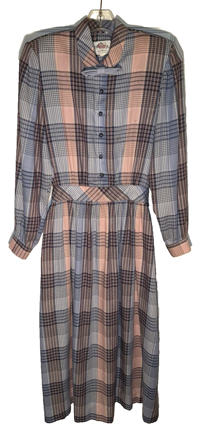 Vintage 80’s Lanz Original Plaid Cottagecore Midi Prairie Dress Size 6. e176