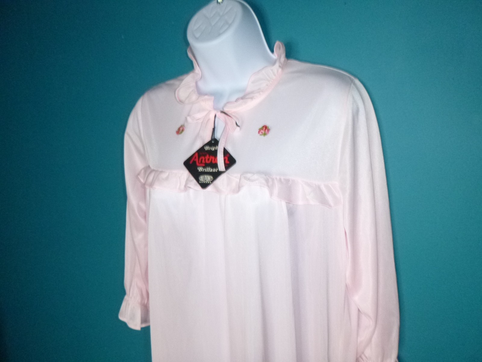 NOS Vtg Pink Lady 100% Antron Nylon Long Nightgown Modest Pale Pink Sz M