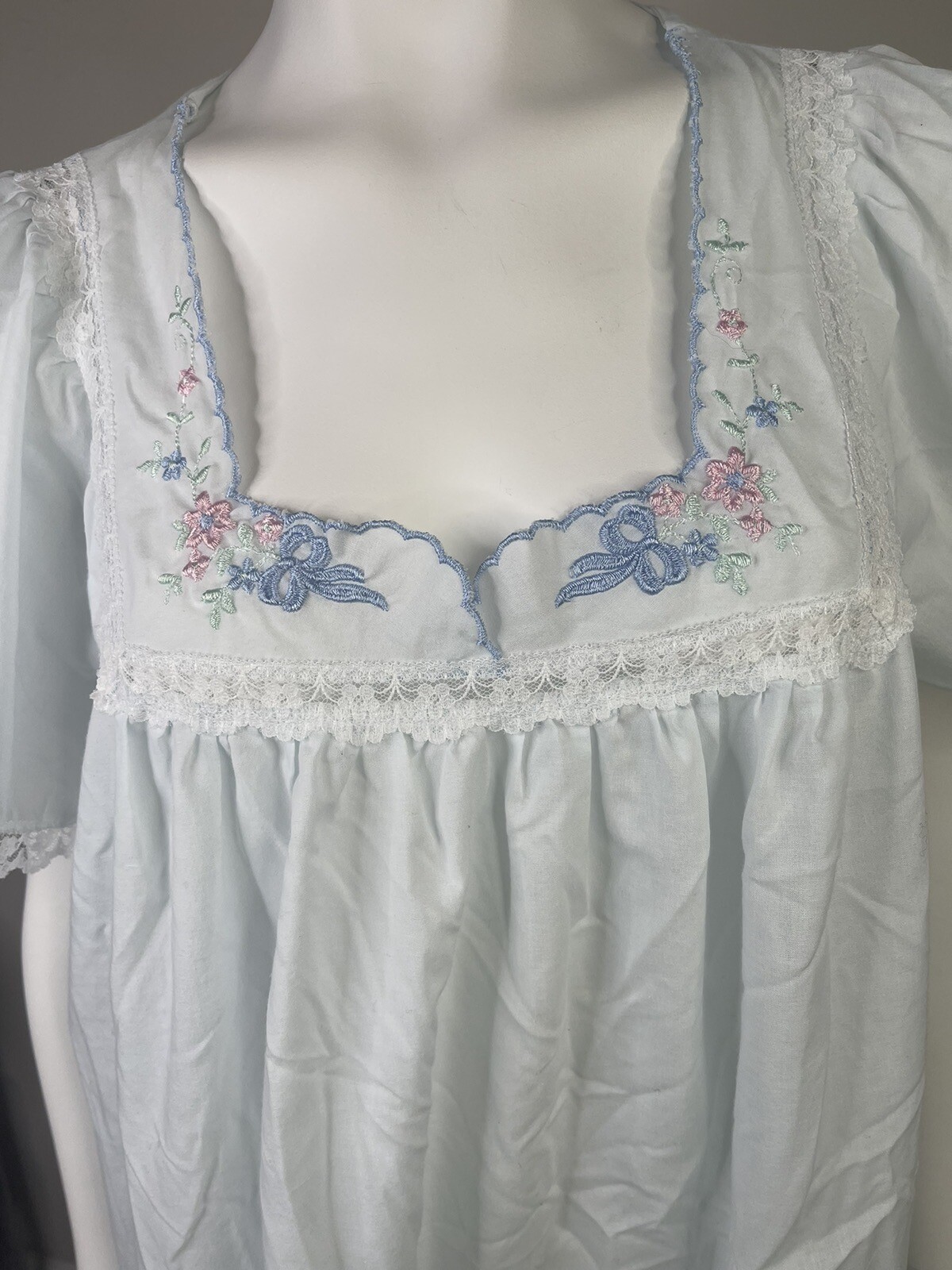 Vintage Carole Blue Semi Sheer Lightweight Cottage Prairie Nightgown Large