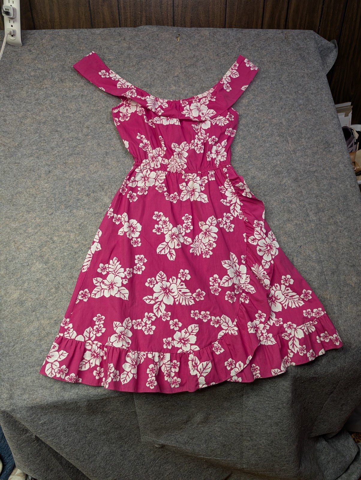 Vintage Kole Kole Hawaiian Floral Dress Pink/White Vacation Beach Luau Size 11