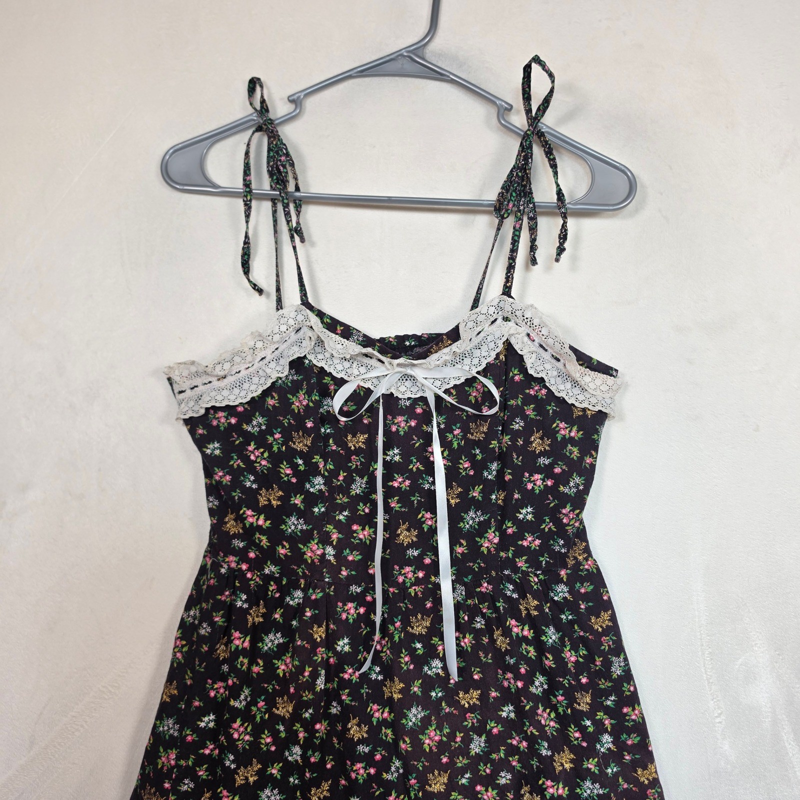 Vintage Newport Fashions Dress Women’s 5 Ditsy Floral Lace Cottagecore Prairie