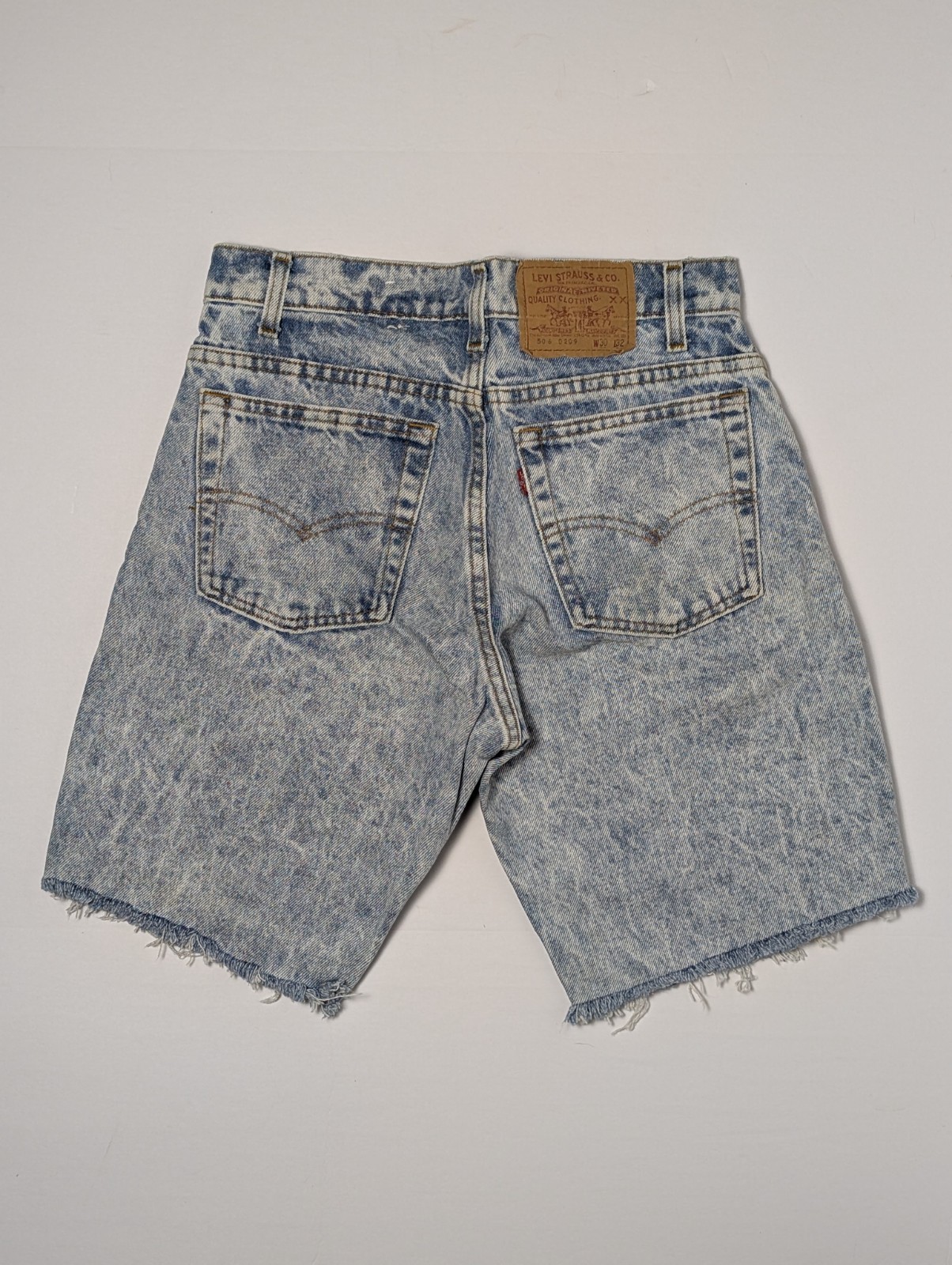 Vintage 1980s-1990s Women’s Levi Cut-Off Denim Shorts W30 Faded G-VG