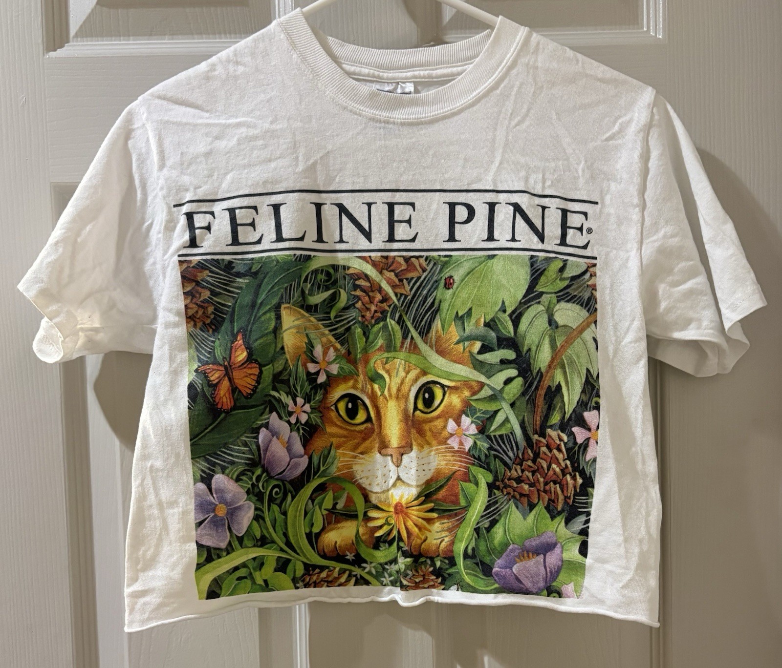 Vintage 2000’s Jerzees Graphic T Shirt Feline Pine Cat Nature Crop Top Size S