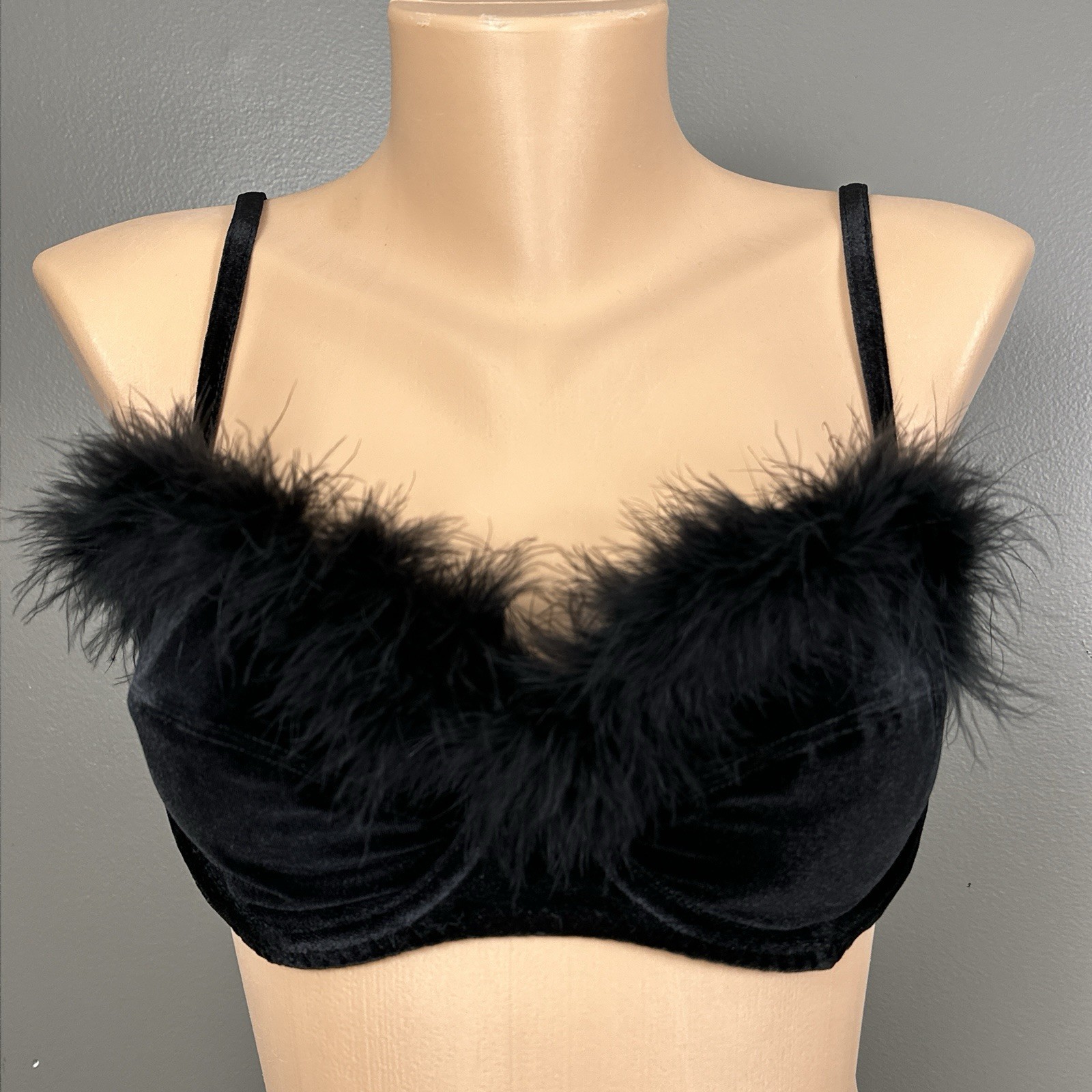 Vintage Black Velvet Feather Trim Bra 38B Marabou Underwire Pin Up Burlesque