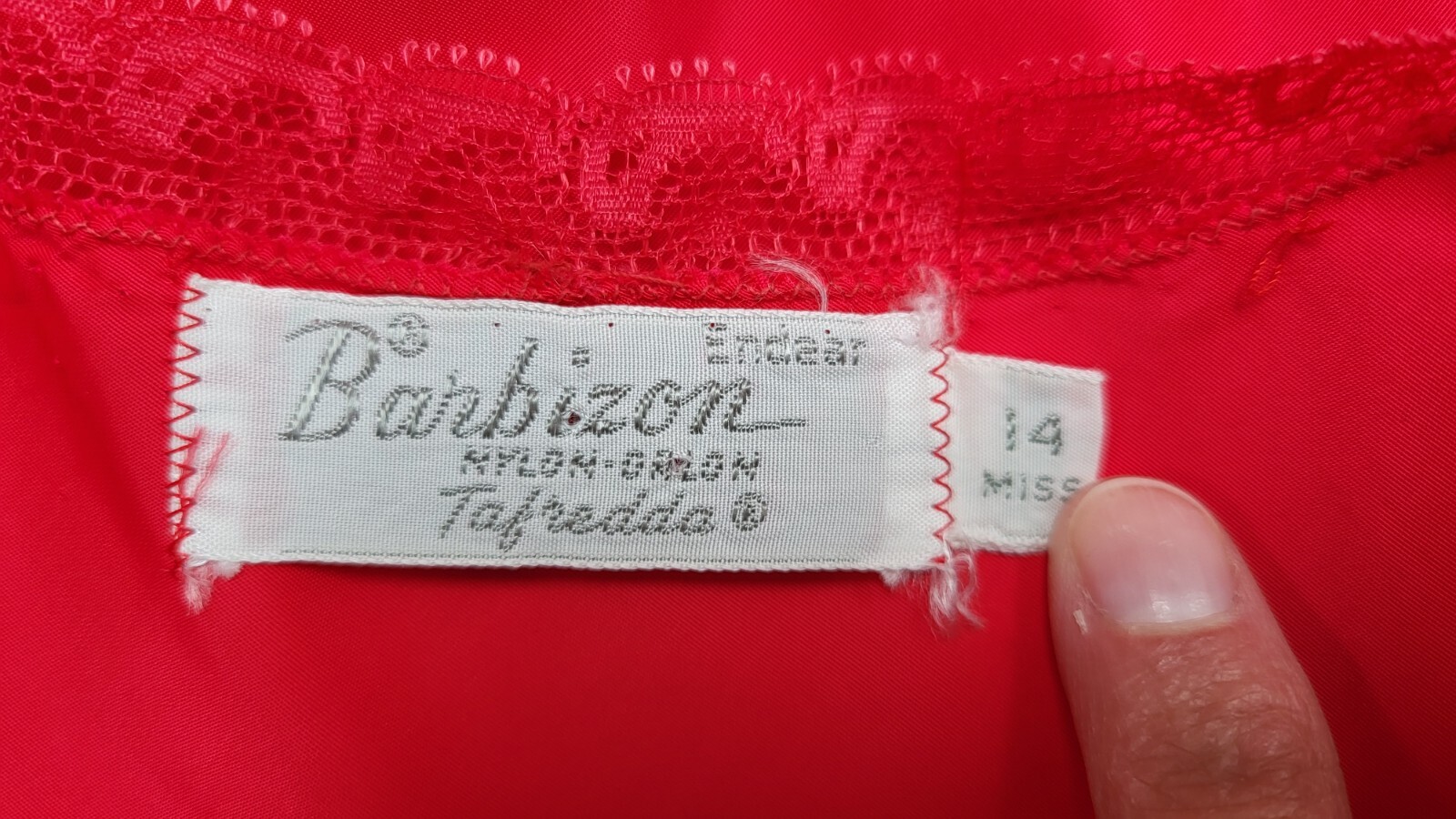 Vintage 40/50s BARBIZON Tafredda Red Full Slip Lingerie Micro Pleats- Size S/M