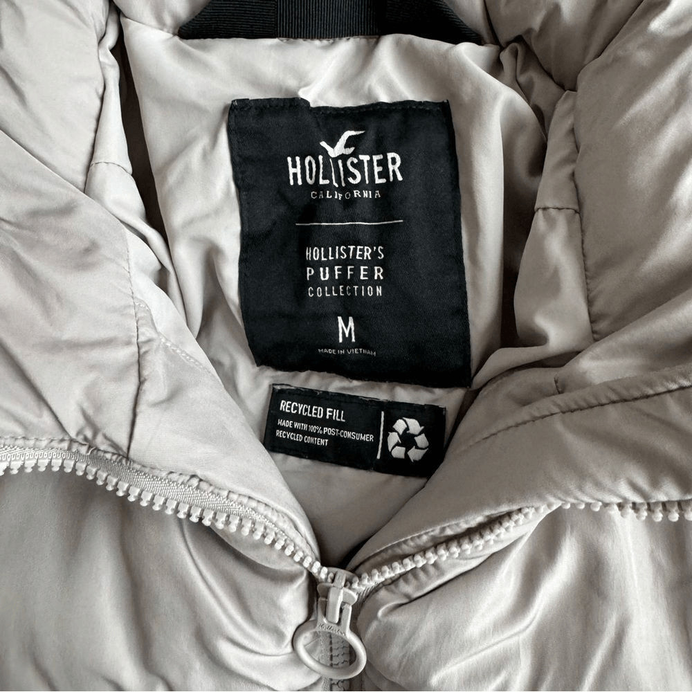 Hollister Mini Puffer Jacket Coat Size Medium Grey Tan