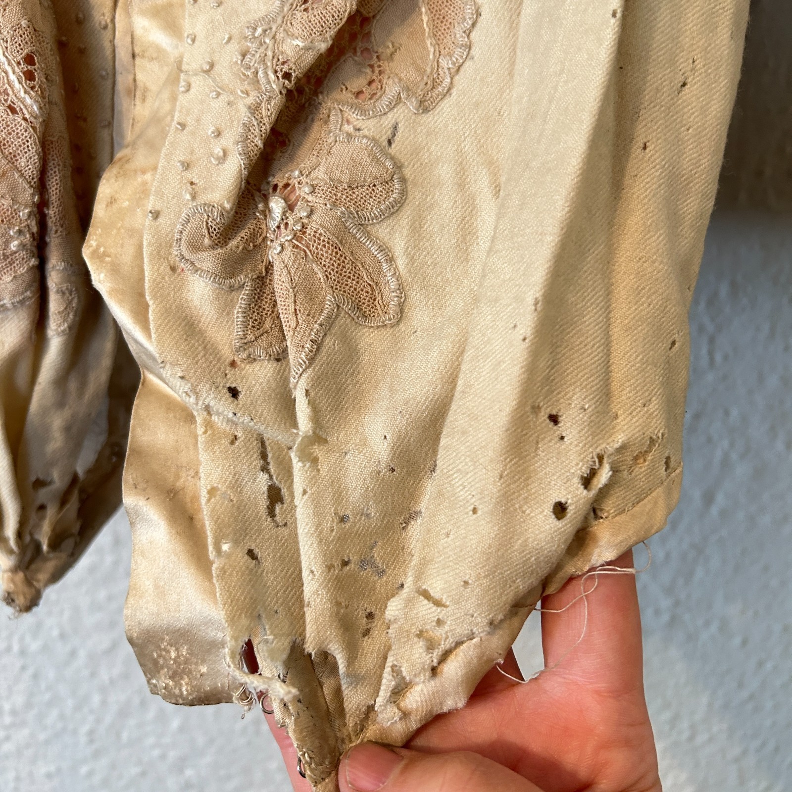 Antique 1800s Victorian Corseted Bodice Blouse Lace Display Study Fragile AS IS