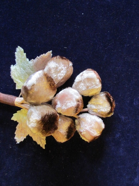 Millinery Flower 1″ Velvet Bud Lot 8p Beige Brown for Hat Bridal + Hair Y54