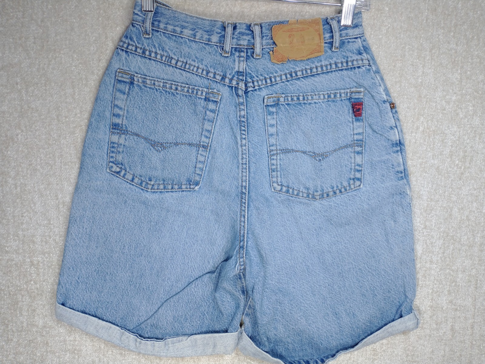 Vtg Y2K Gloria Vanderbilt Sz 8 Stone Wash High Waisted Denim Mom Shorts 24×7