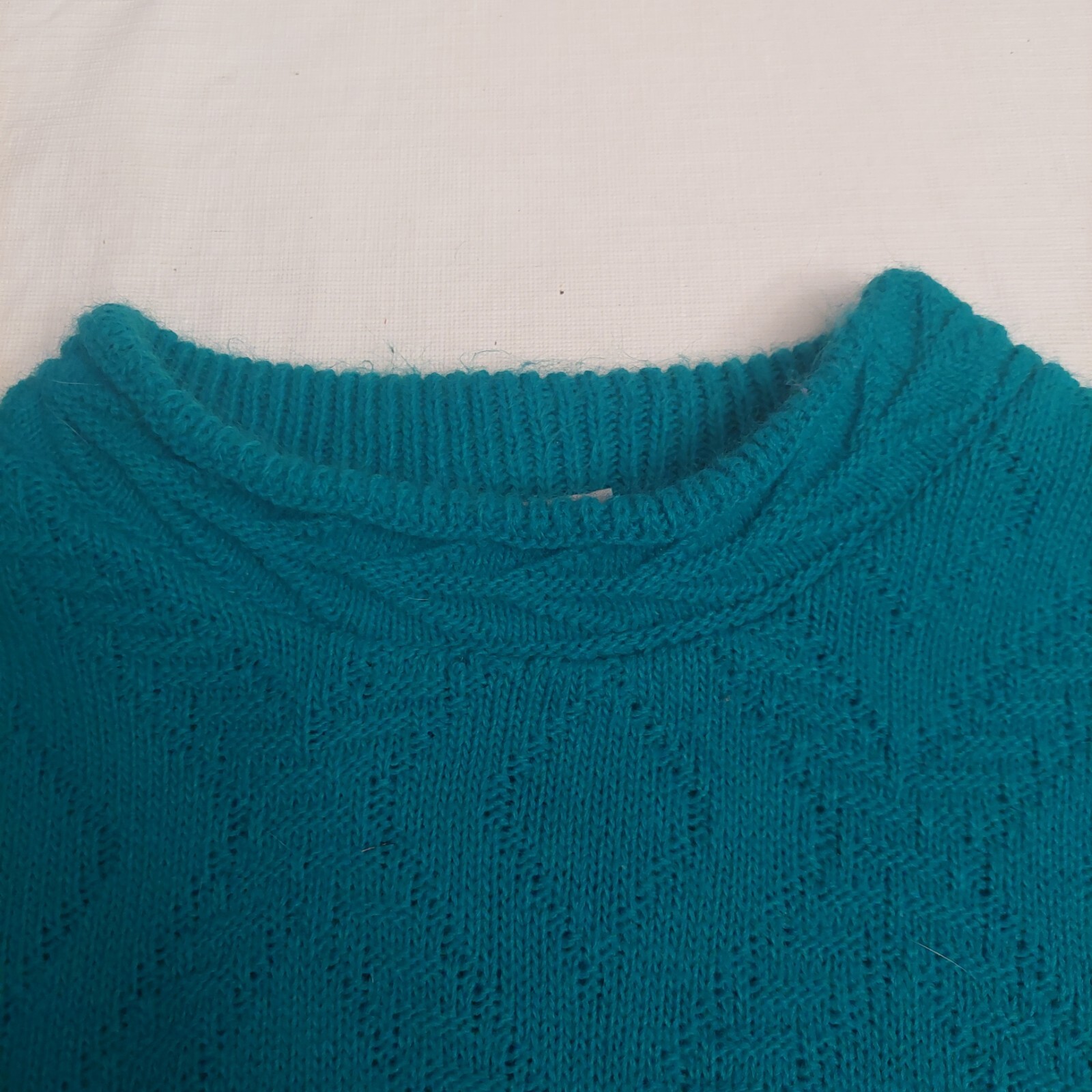 Adele Knitwear Vintage 80’s Teal Diamond Textured Knit Crewneck Sweater Size L