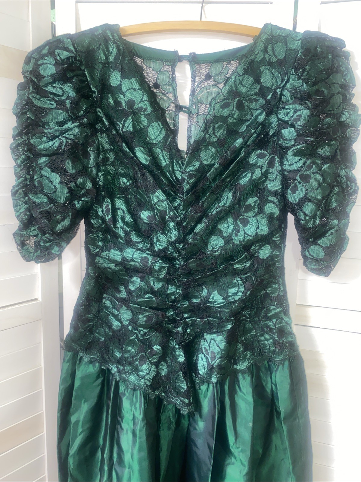 80s Atina Karon Crosby Green Taffeta Black Lace Cocktail Formal Dress Medium
