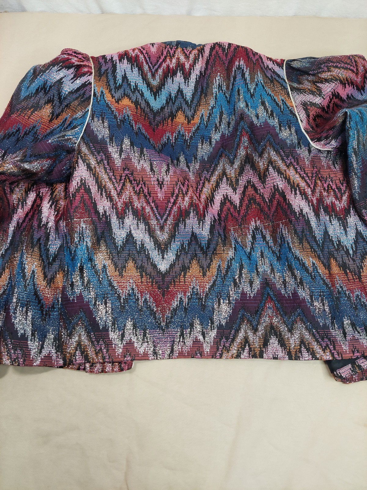 Vintage 80s Metallic Brocade Jacket Womens XS S Cropped Puff Sleeve Ikat Zig Zag