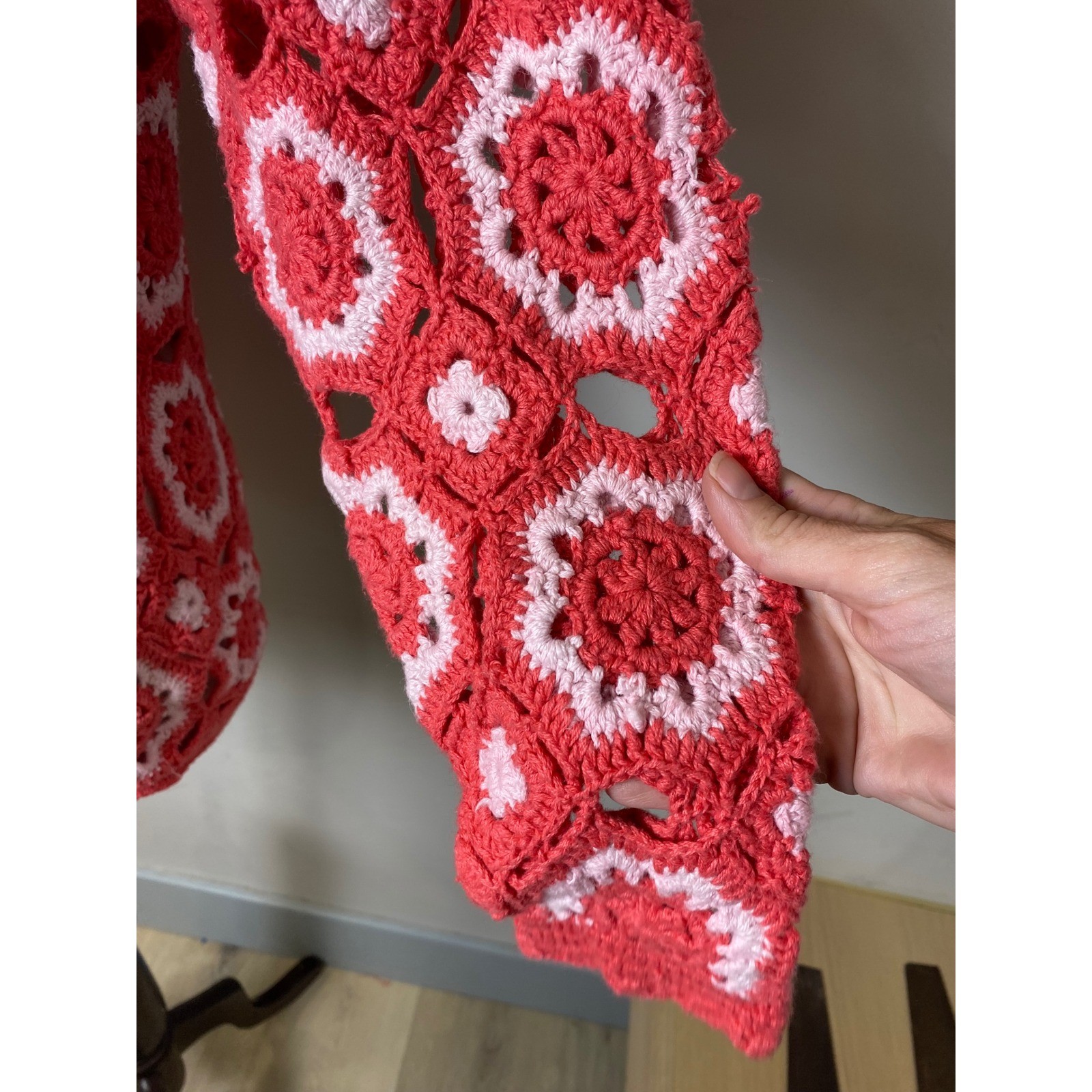 Vintage One Step Up Crochet Granny Square Sweater V-Neck Coral Pink 90s OSFA
