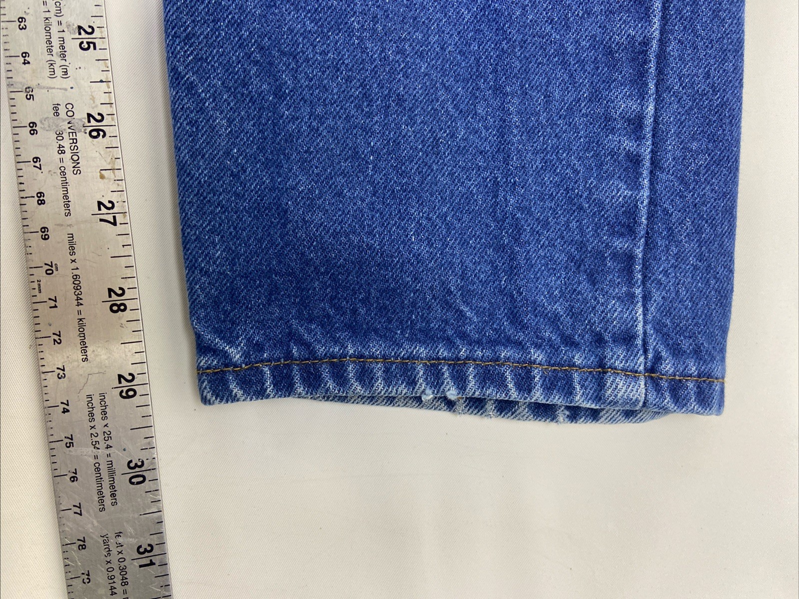 Vintage Lee Riders Women’s Size 12 Med Blue Distressed Denim Jeans Union Made