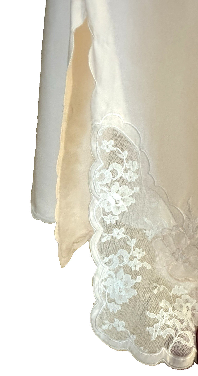 Vintage Half Slip with Cutouts and Lace Trim Size Medium Blush Peach Side Slits
