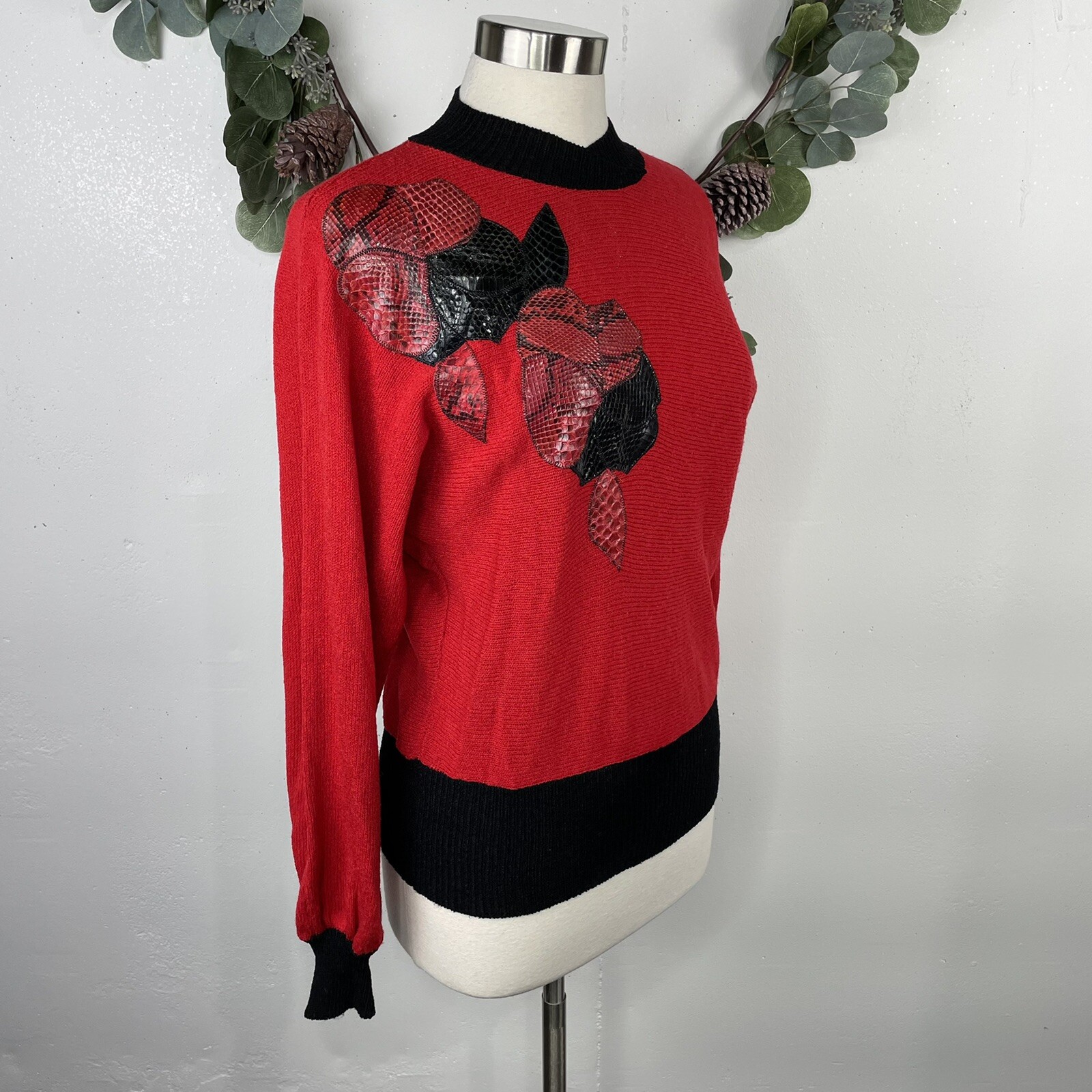 Vintage 80s Womens Sweater Size S Santana Knit Leather Flower Red