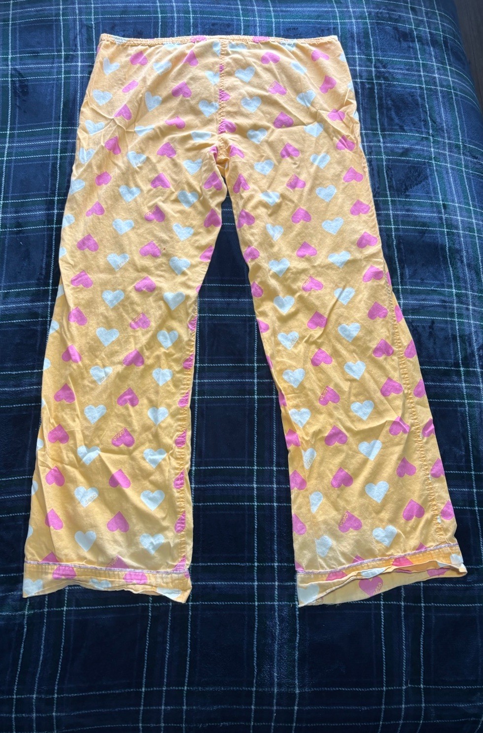 Vintage 2000s Light Orange Aeropostale pjs w/ pink&white hearts. Size S