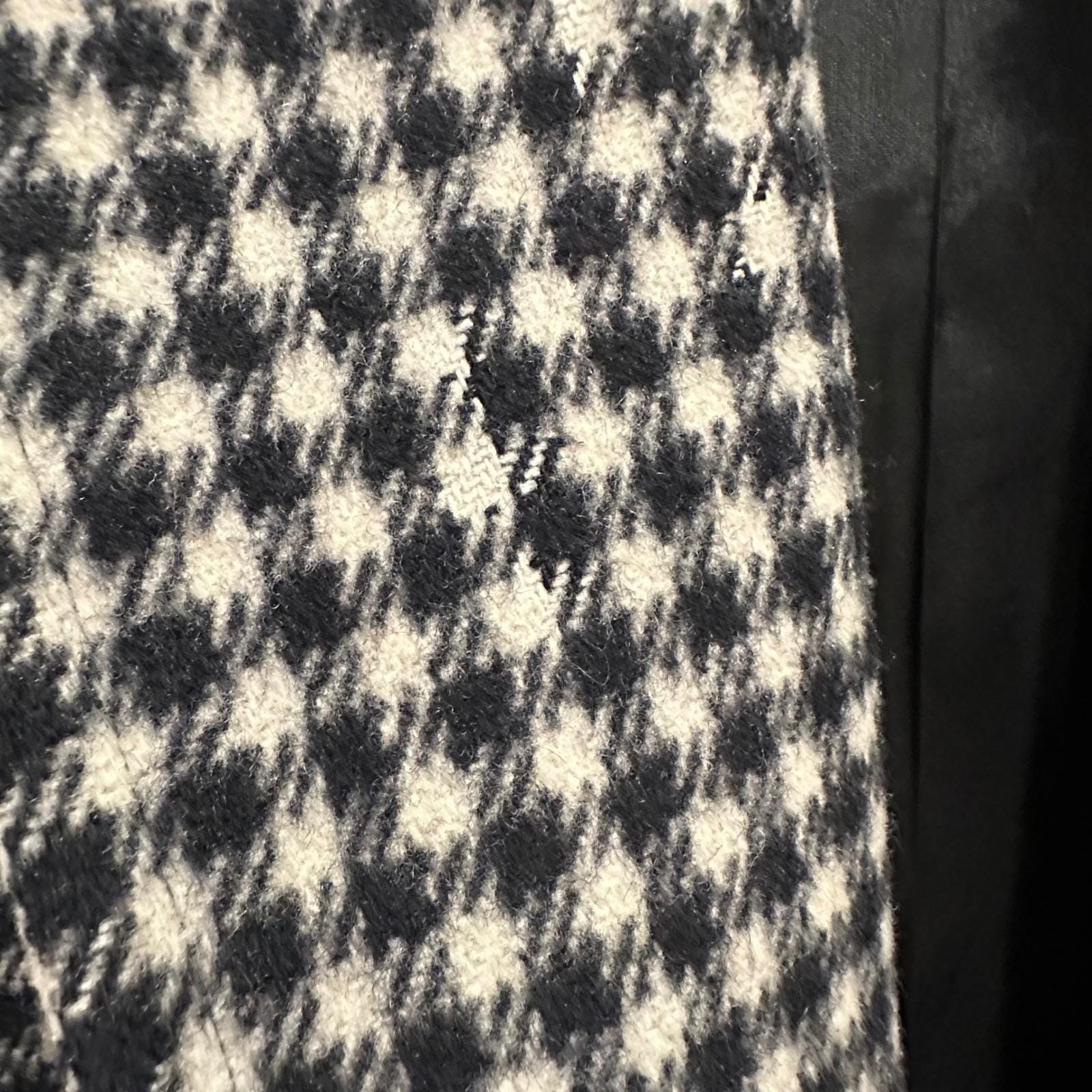 Wellington Fashions Vintage 80’s Houndstooth L Coat Black White Wool Blend