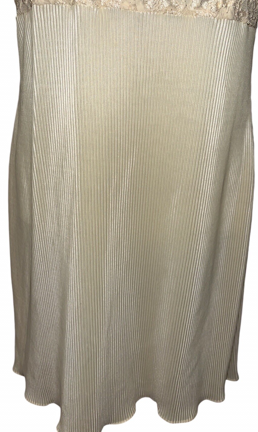 Vtg Val Mode Short Pleated Bottom~Lace Top Nightgown~sz M~Lingerie~Babydoll