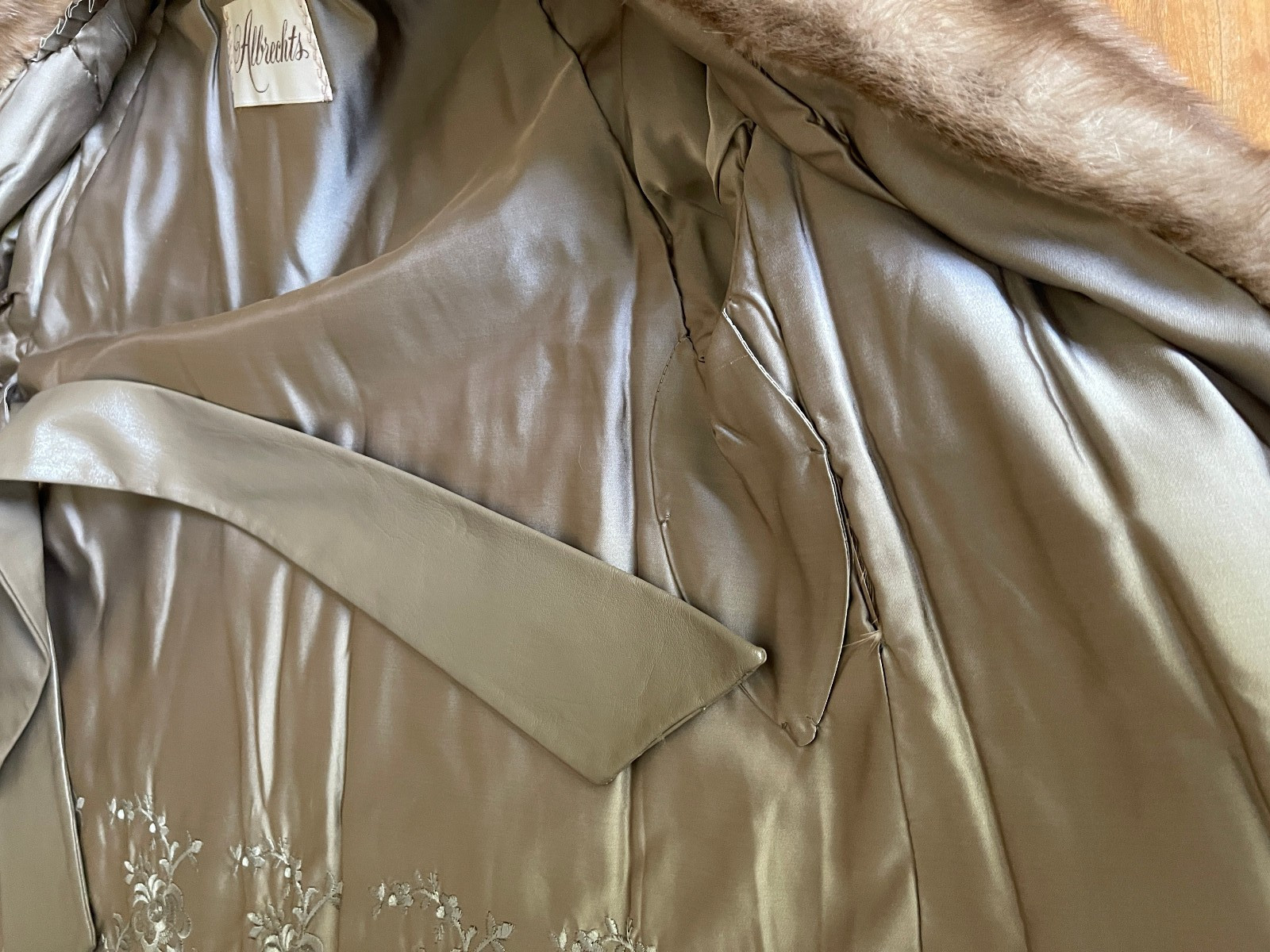 1970 Genuine Mink Jacket 3/4 Length Albrechts High End Furrier Orig Bag Belt M/L