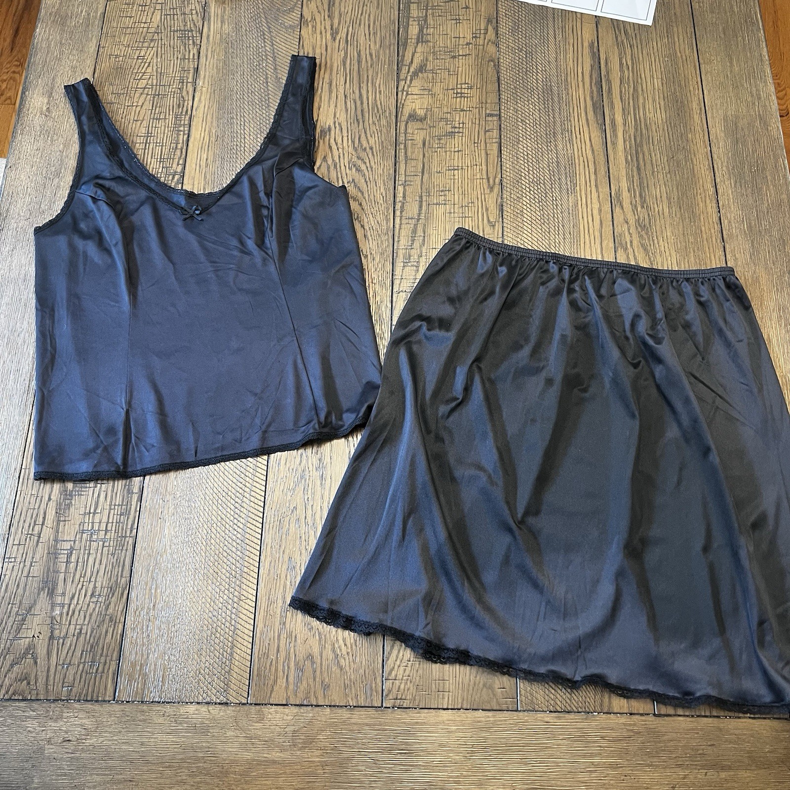 Vintage 2 Pc. Vassarette L Black Lace Camisole & Half Slip (20”) Set Nylon USA