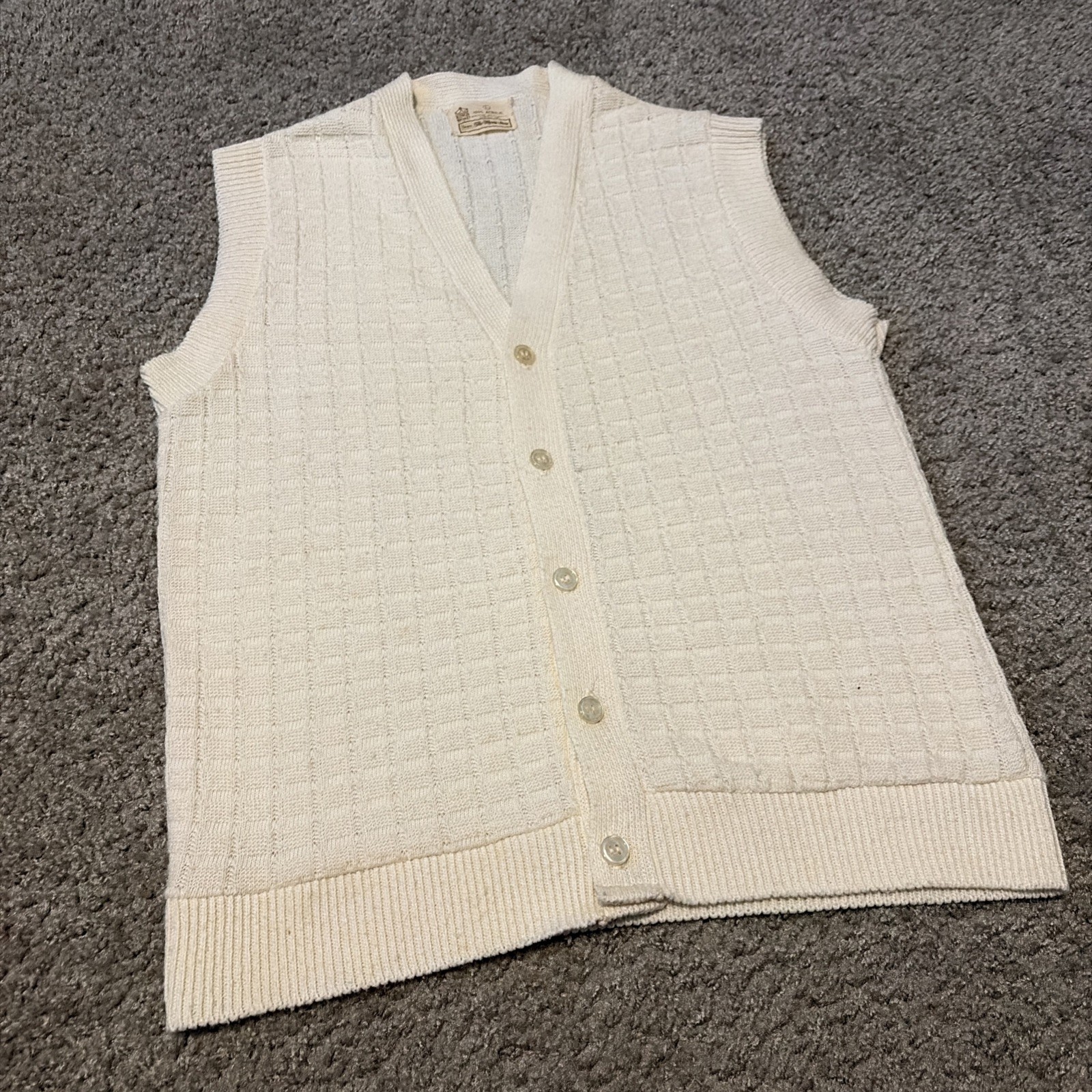 Vintage 60s Kings Road Acrylic Knit Cardigan Sweater Vest White Large