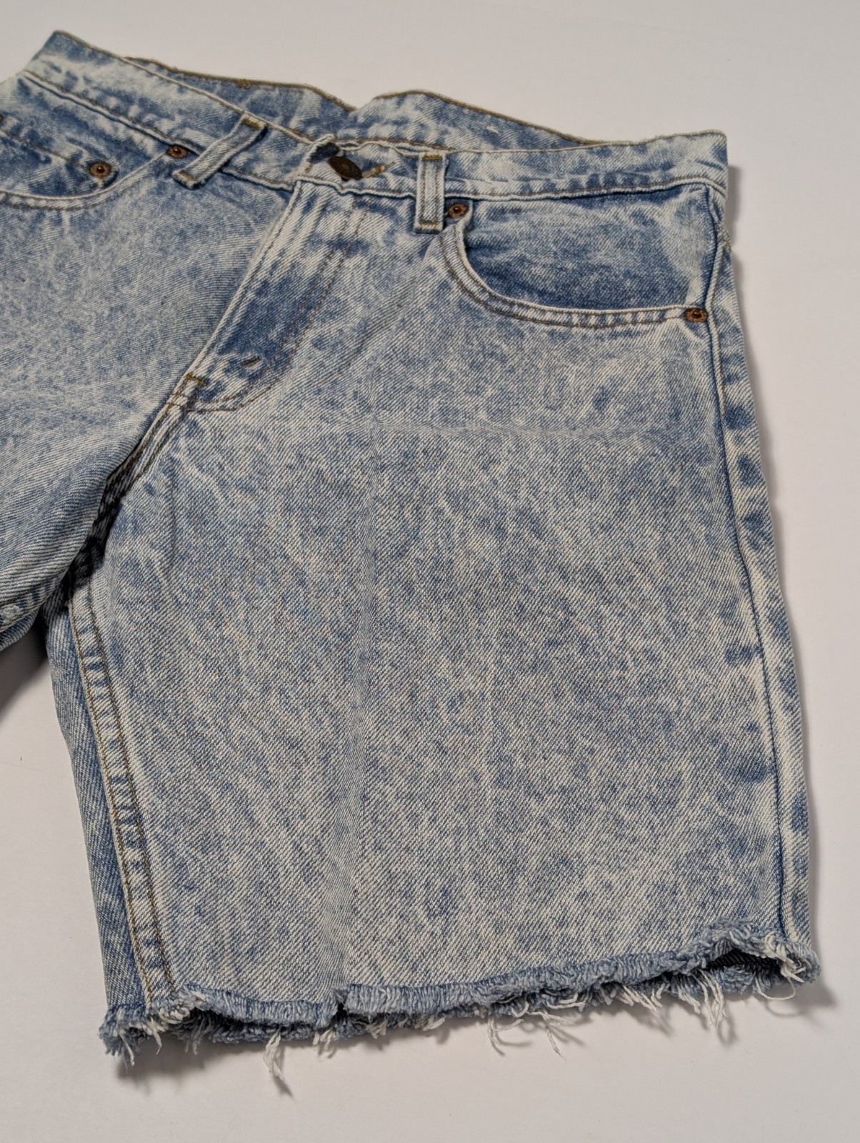 Vintage 1980s-1990s Women’s Levi Cut-Off Denim Shorts W30 Faded G-VG