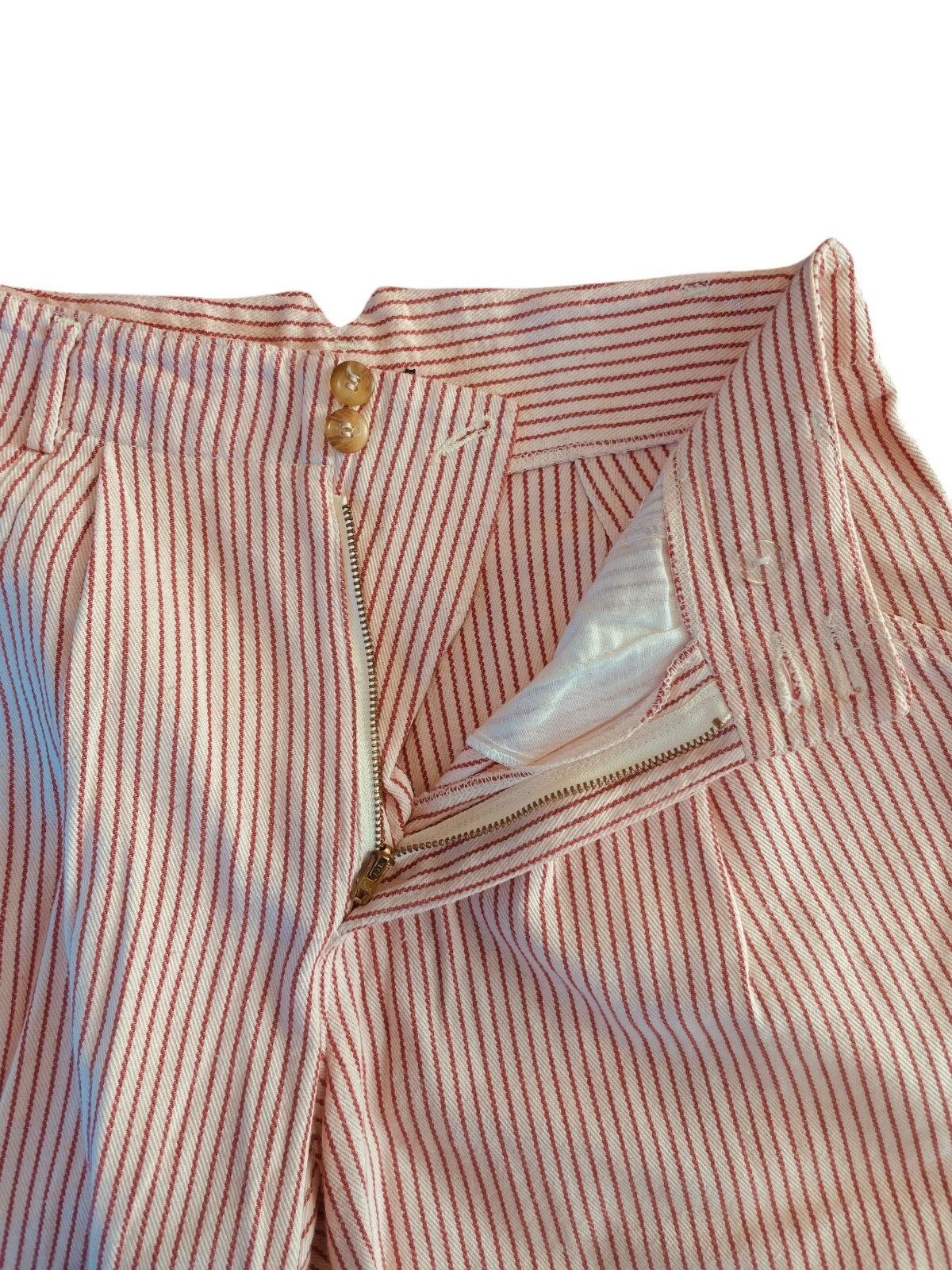VINTAGE Lizwear by Liz Claiborne Pink Red Striped High Rise Shorts 10 USA