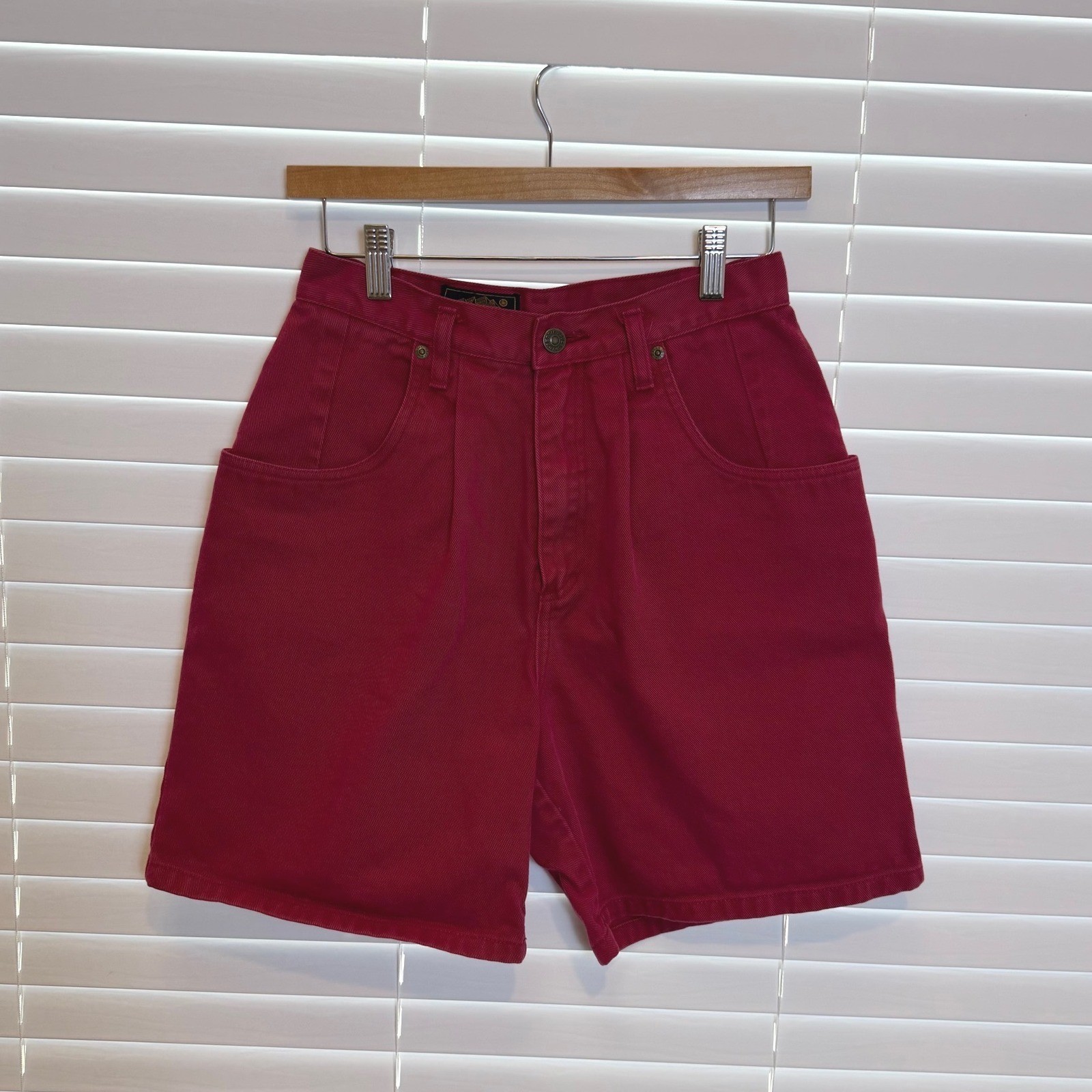 Vtg Eddie Bauer Red Denim Mom Shorts Womens XS Retro Baggy 90’s High Rise