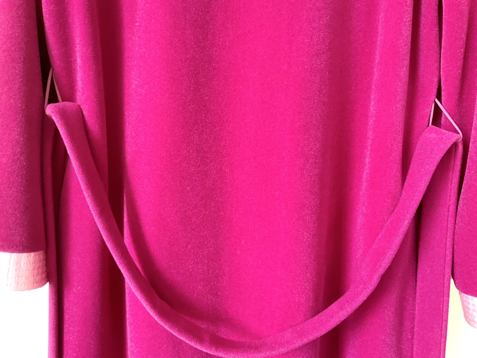 VANITY FAIR LONG FLEECE ROBE HOUSE COAT SZ 12 Fuscia Plum Side Pockets Tie Belt