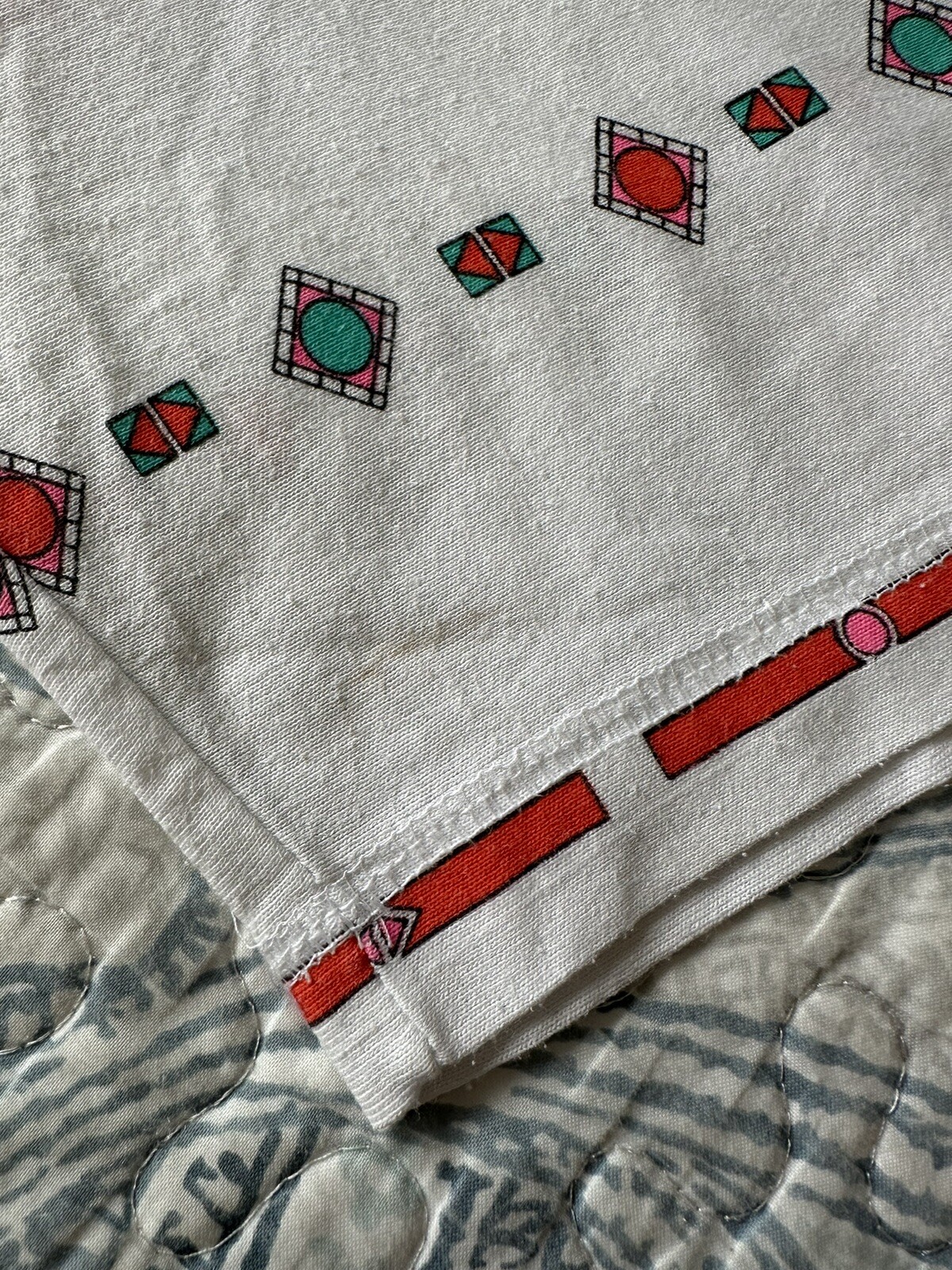 Vintage 1980’s Woman’s Incognito Pocket T-Shirt Geometric Shapes Design Size L ?