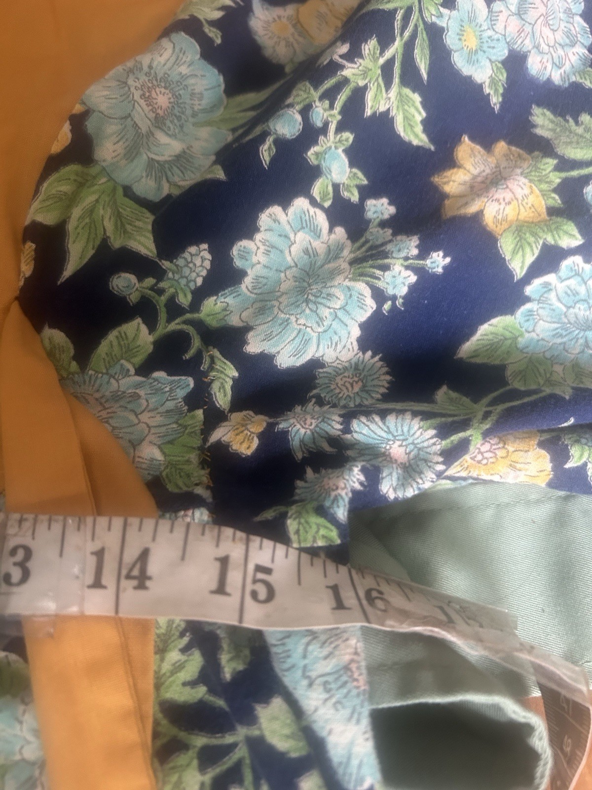 Vintage 1960s Tunic Top Floral Smock Shirt Babydoll Kimono Sleeve Flare 32”