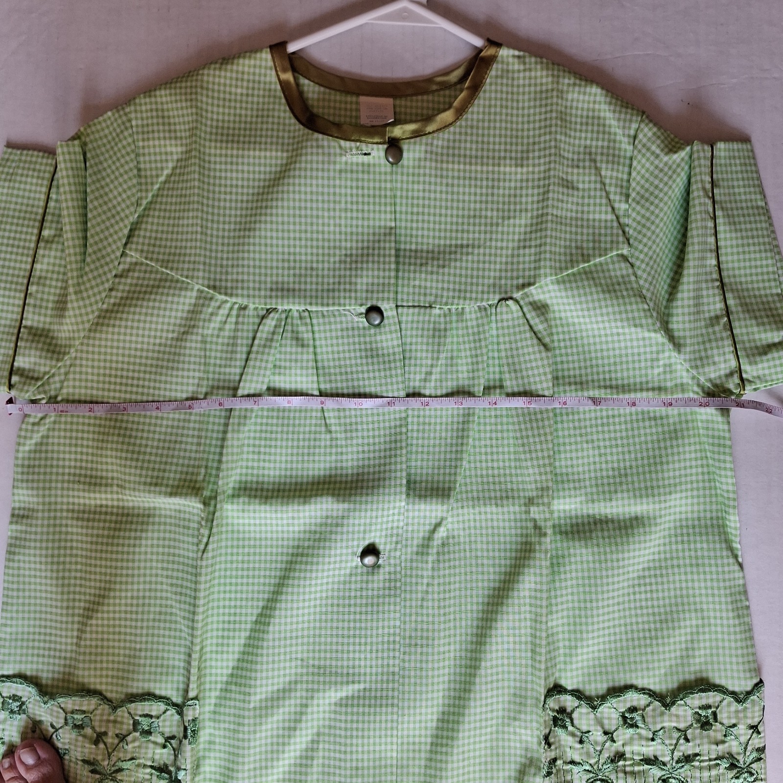 Vtg House Dress Gingham Muumuu Button Front Duster Green Lounge Sleep Robe 14
