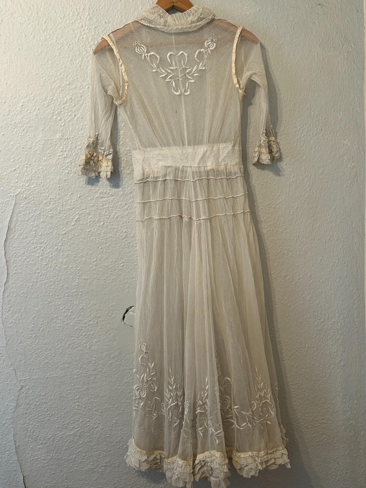 Antique Edwardian Sheer White Ruffle Floral Net Lace Gown Lawn Dress Bridal