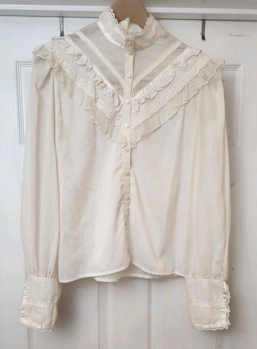 Vintage 1970s Ivory Gunne Sax Blouse Jessica’s Gunnies Edwardian Romantic Boho