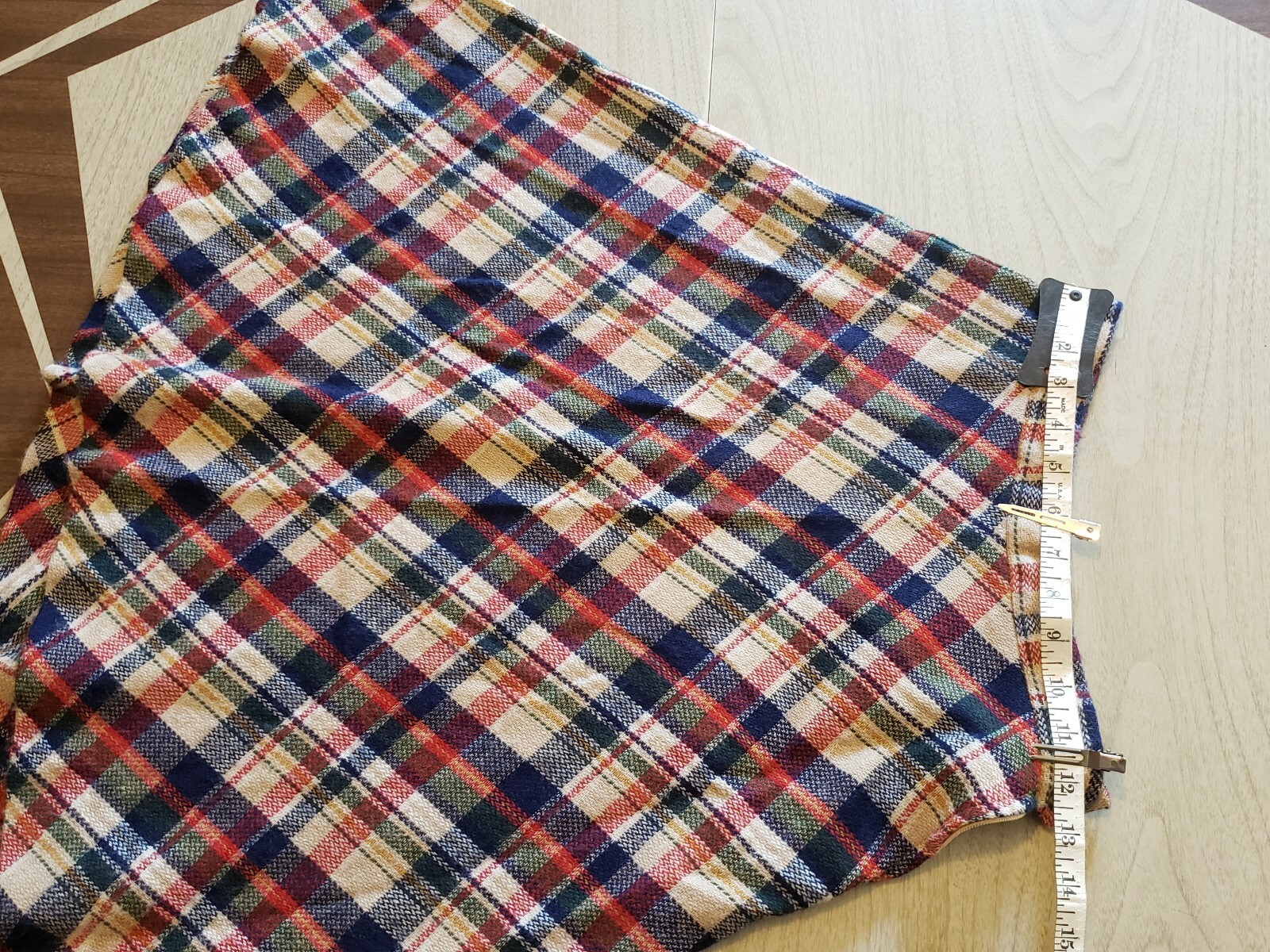 1970’s women’s/young adult vintage plaid wool skirt size Sm. Pandora..for teens