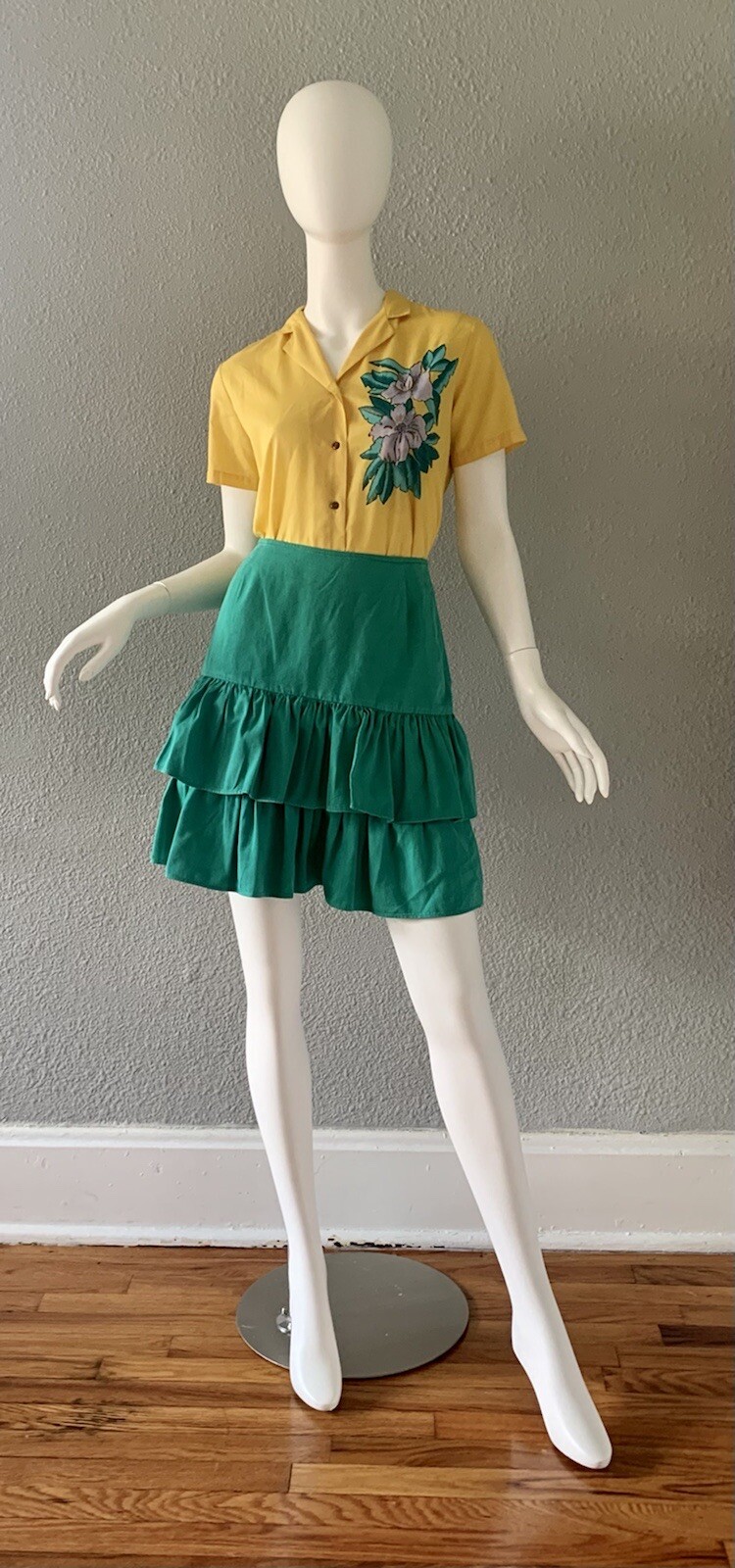 Vintage 70s Yellow Hand Painted Flower Boho Hippie Button Shirt Top M