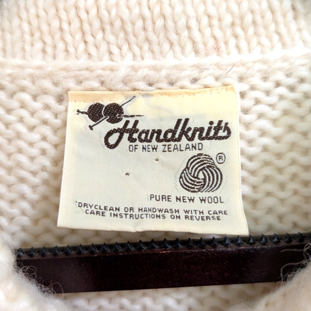 Vintage Handknits of New Zealand Pure New Wool Floral Bobble Cardigan Large