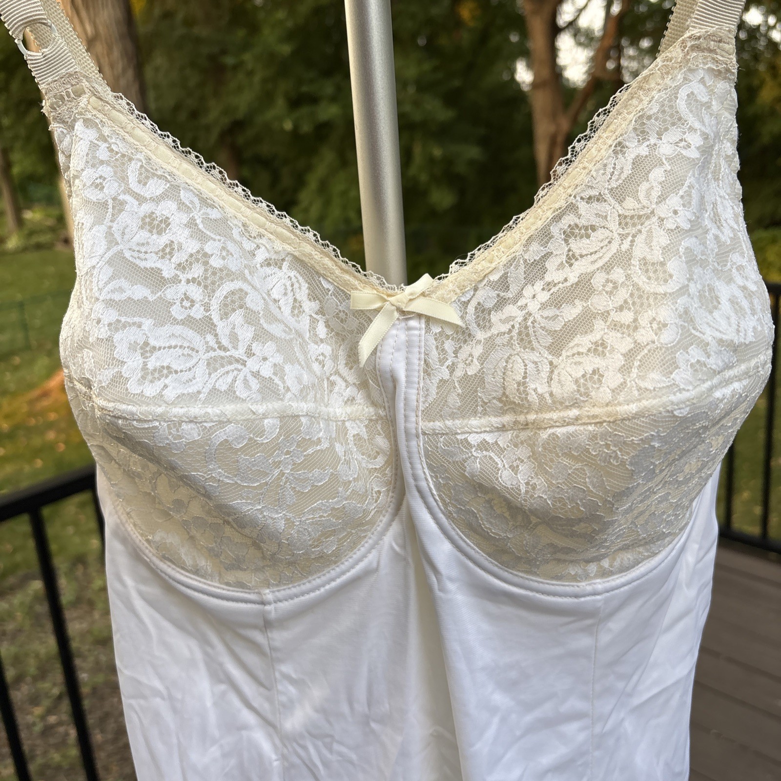 VTG Sexy Sears Underwire Short Slip Dress Adjustable Straps Lace Trim Sz 36D