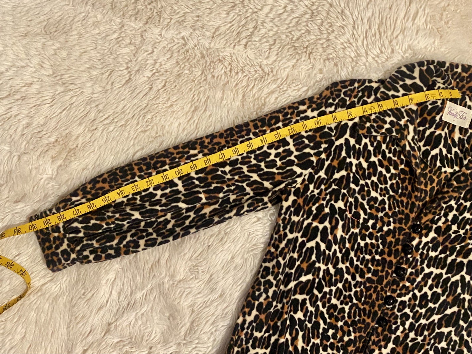 VTG Vanity Fair Velveteen Leopard Print Robe w Pockets & Belt Medium
