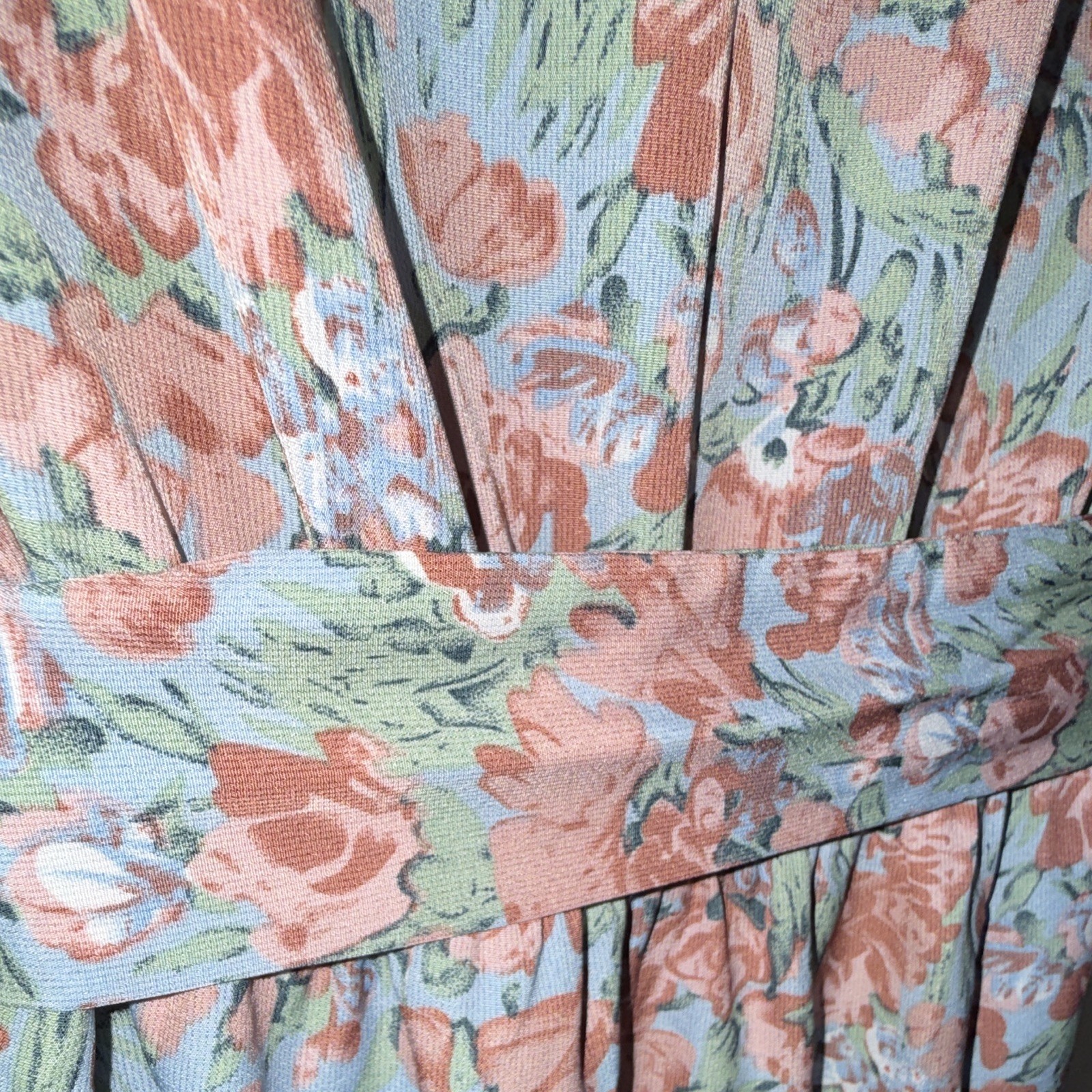 The Entro vintage floral inspired style dress by modern designer women’s Size L