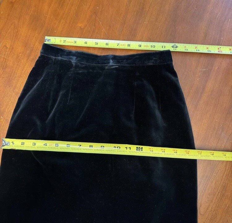 Vintage Guy Laroche Black Velvet Pencil Skirt XXS XS Goth Retro Designer France