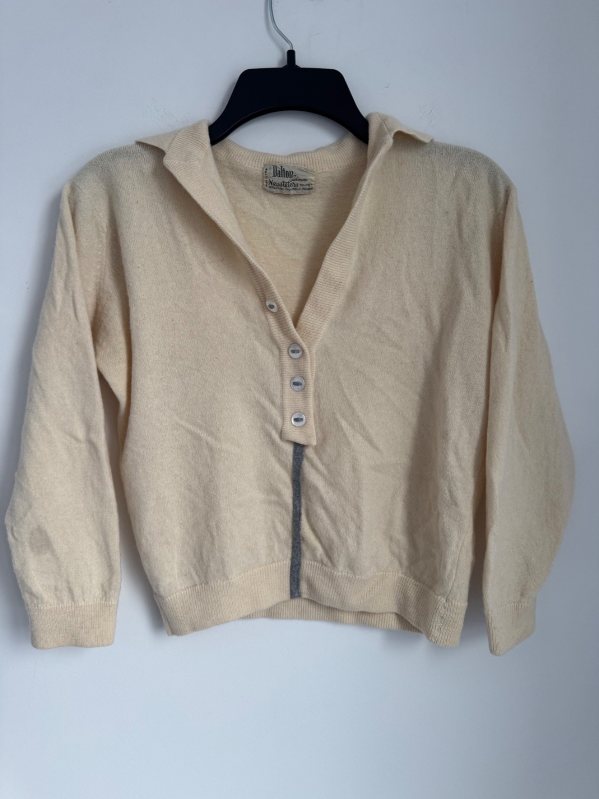 VTG 50s Dalton 100% Pure Imported Cashmere Sweater Womens S Cream Buttons