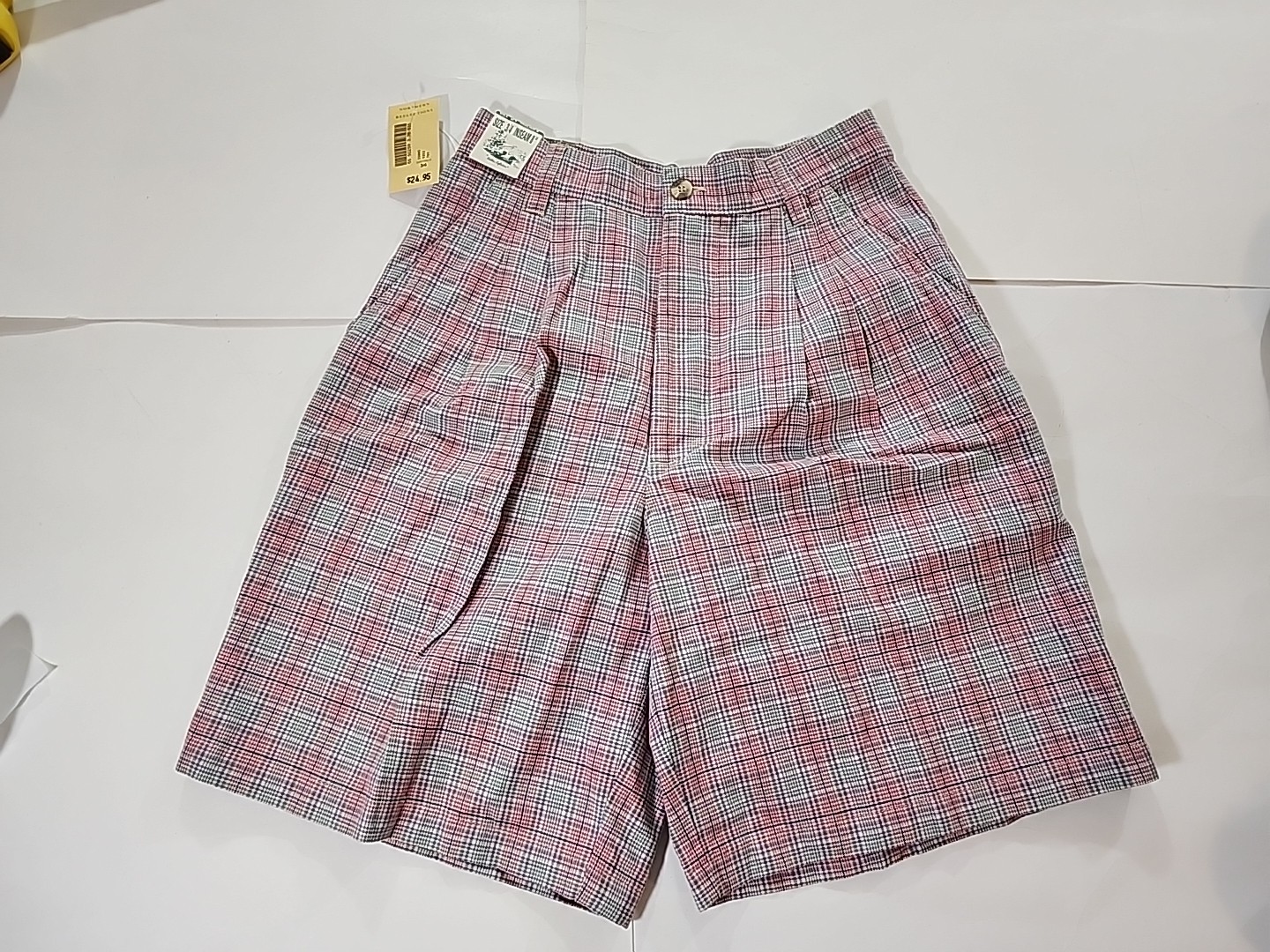 Northern Reflections 8″ Inseem Multicolor Shorts Womens Size 3/4 Vintage 90s NWT