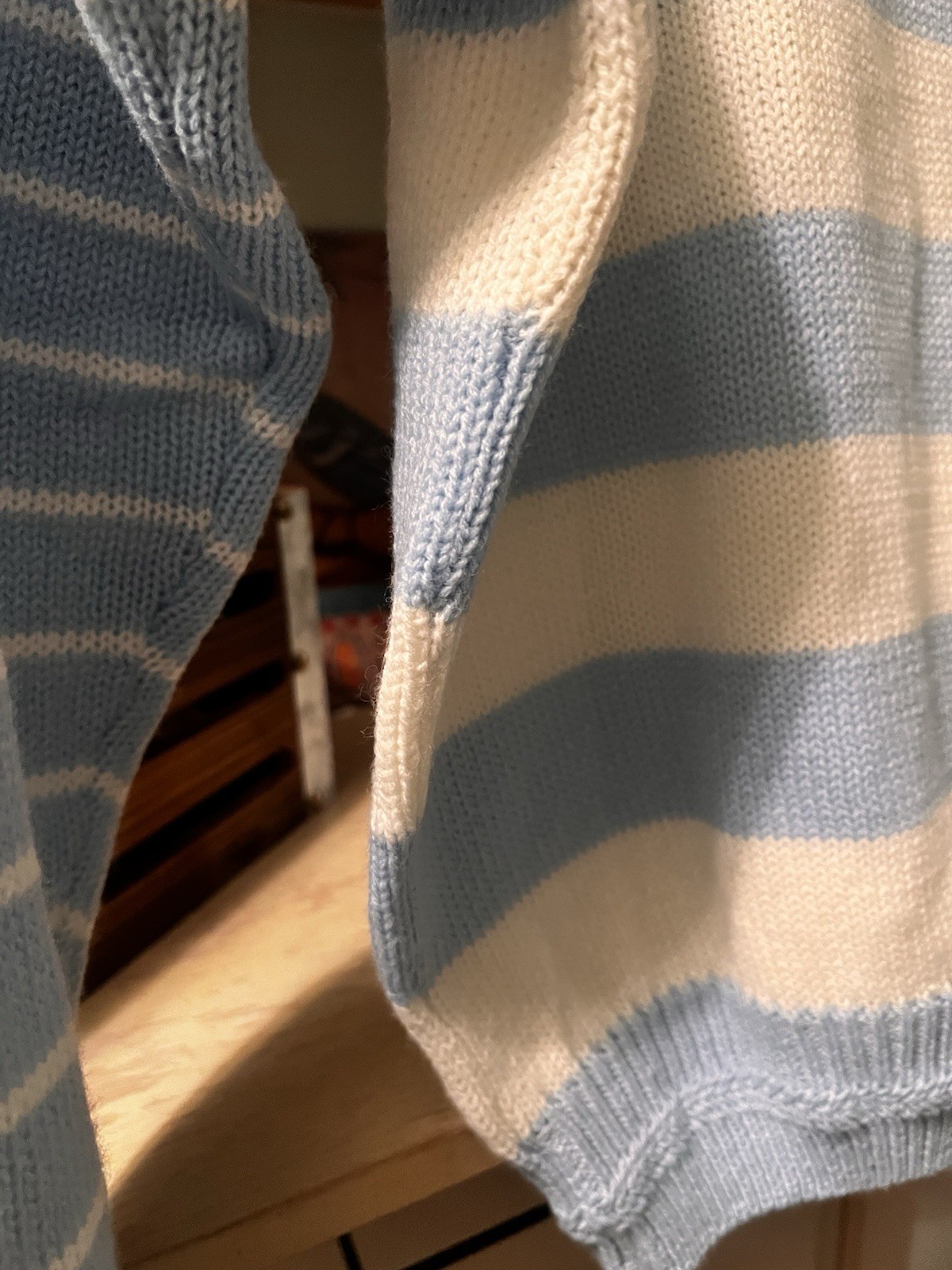 Vintage 90s Striped Sweater Blue Cream Pocket Knit Women’s Small NWT