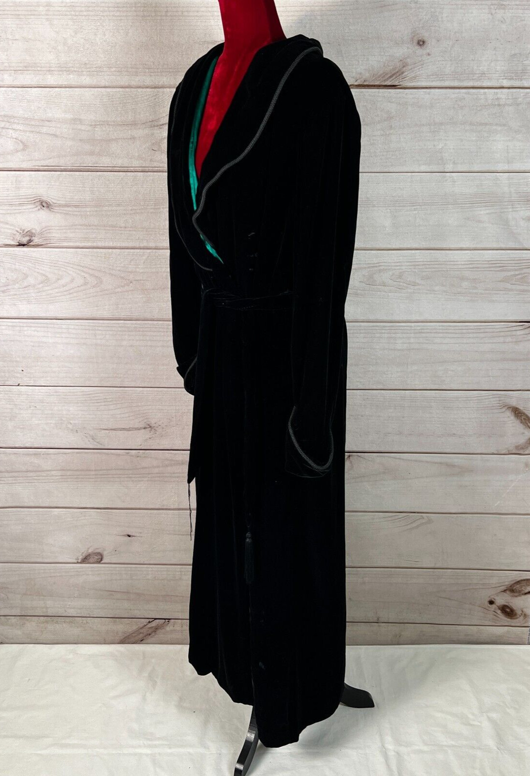Vintage Georgette Trabolsi Neiman Marcus Womens Robe Medium Black Velvet Belted