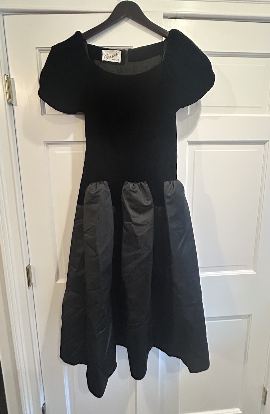Arnold Scaasi Boutique Black Velvet Taffeta Vintage Evening Dress Puff Sleeves