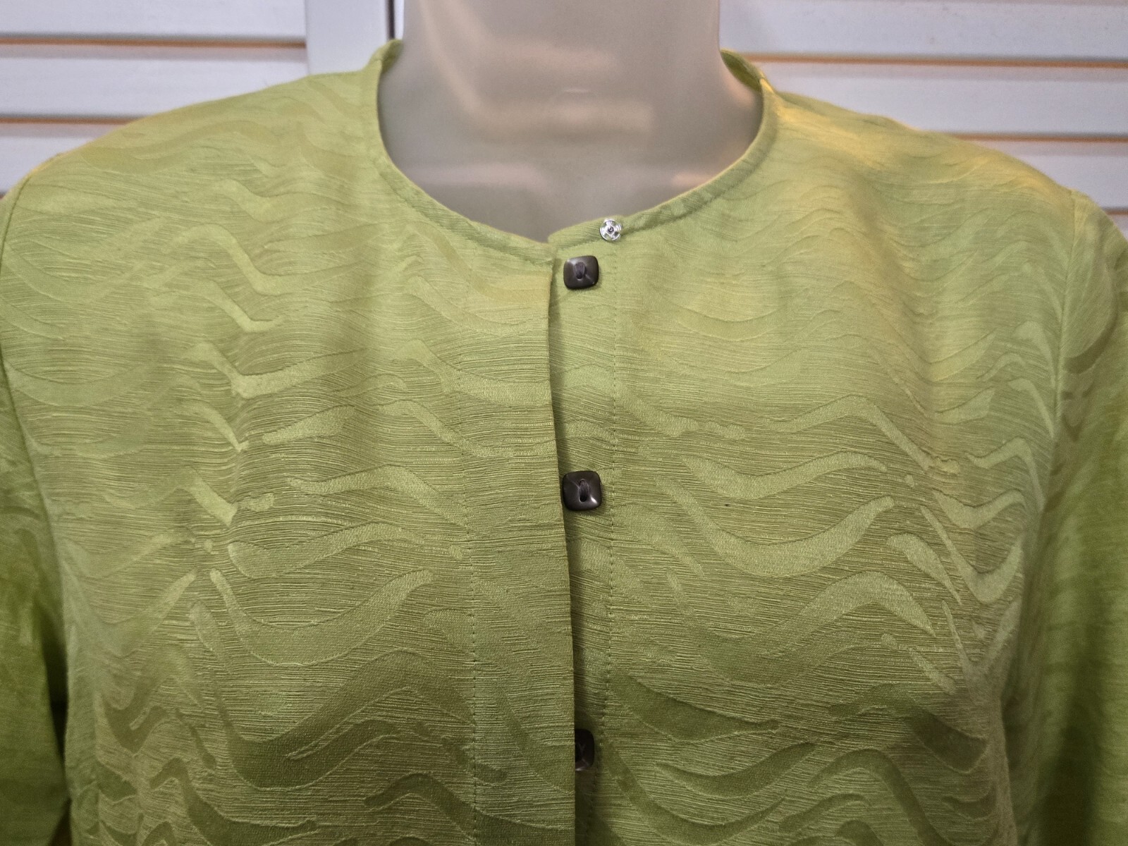 90s Laura Ashley Silk Linen Green Jacquard Button down Long Sleeve Top PS Spring